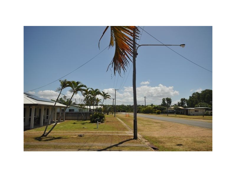 14 Ferrero Street, Lucinda QLD 4850