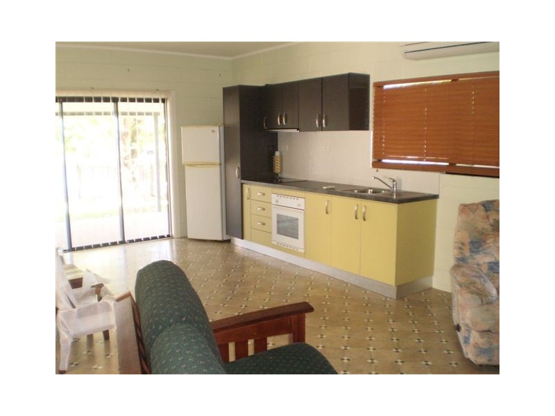 1/16 Leichhardt Street, Forrest Beach QLD 4850