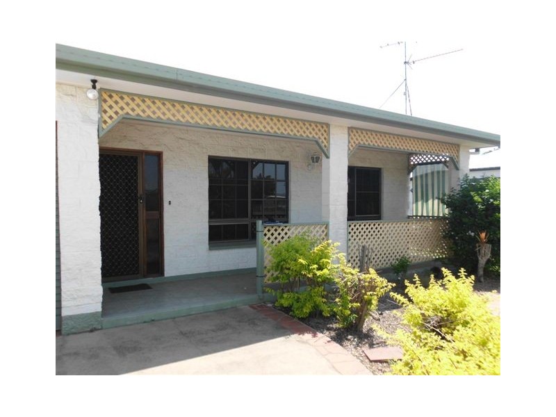 4 Alma Street, Halifax QLD 4850