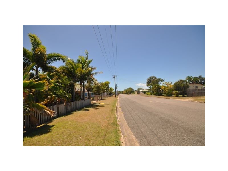 22 Pandanus Street, Forrest Beach QLD 4850