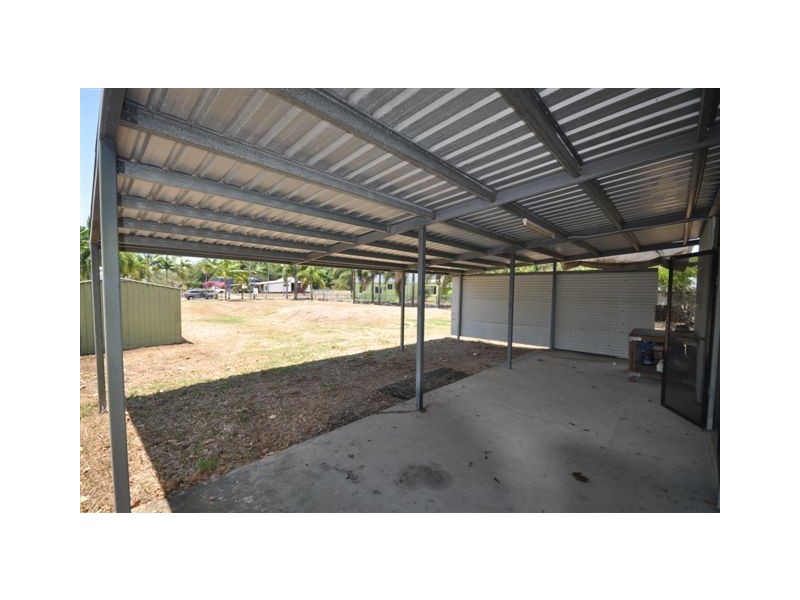 6 Stephensen Avenue, Halifax QLD 4850