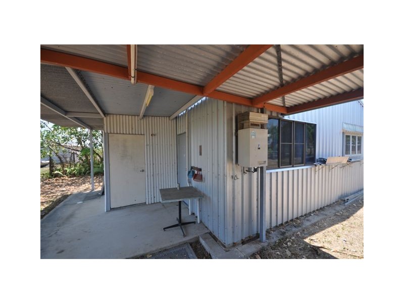 6 Stephensen Avenue, Halifax QLD 4850