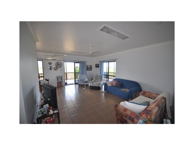 14 Hinchinbrook Court, Halifax QLD 4850