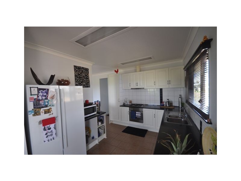 14 Hinchinbrook Court, Halifax QLD 4850