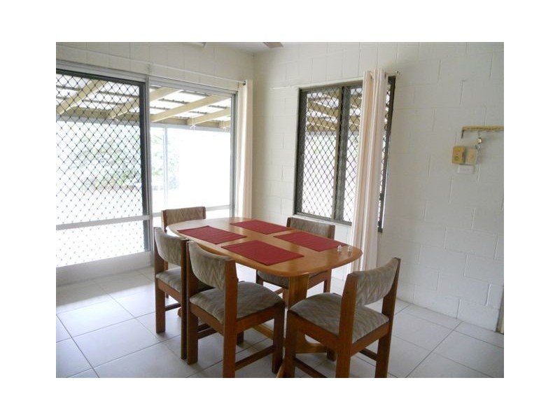 6 Macadamia Street, Forrest Beach QLD 4850