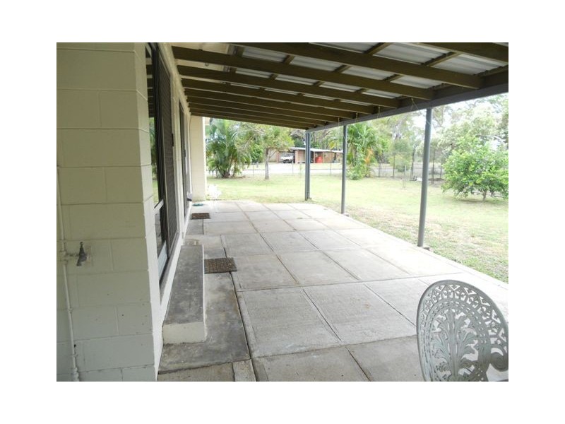 6 Macadamia Street, Forrest Beach QLD 4850