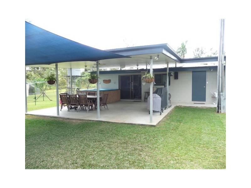 111 Copleys Road, Abergowrie QLD 4850