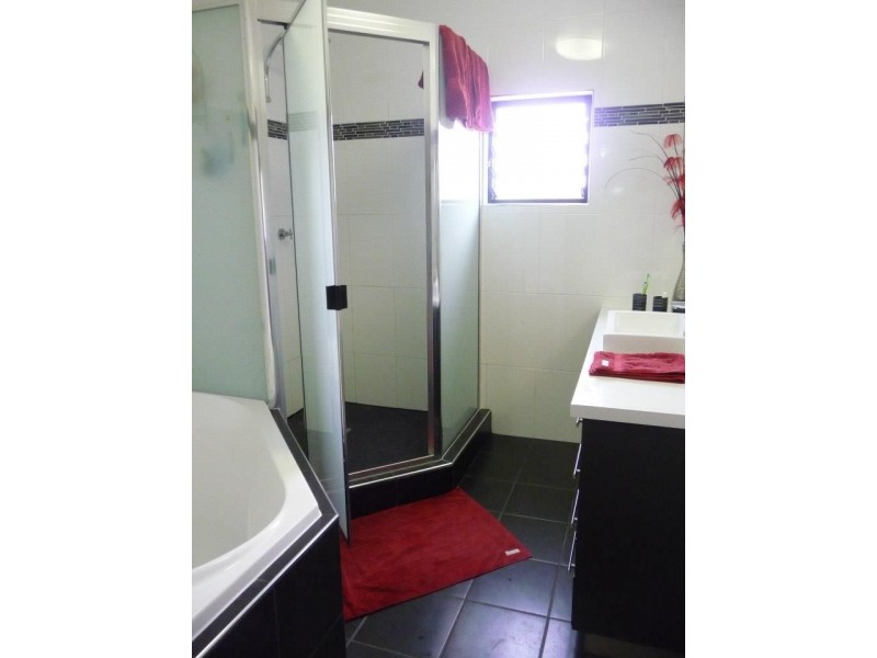 111 Copleys Road, Abergowrie QLD 4850