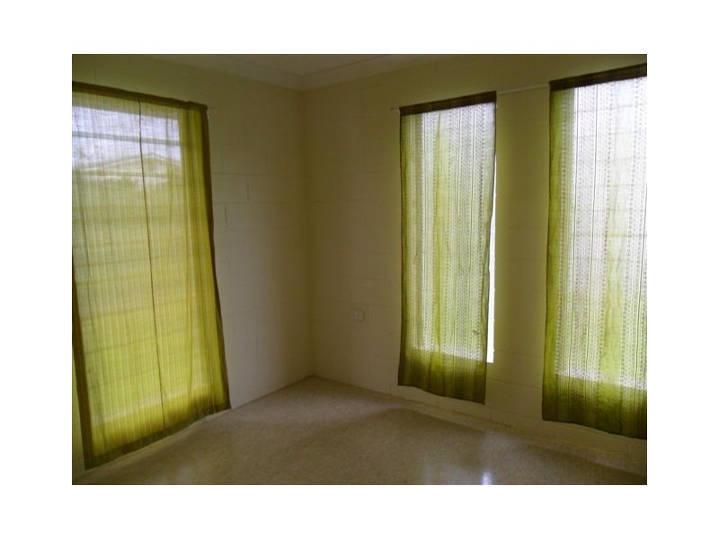 1/15 Trevally Street, Taylors Beach QLD 4850