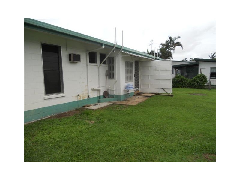 1/15 Trevally Street, Taylors Beach QLD 4850