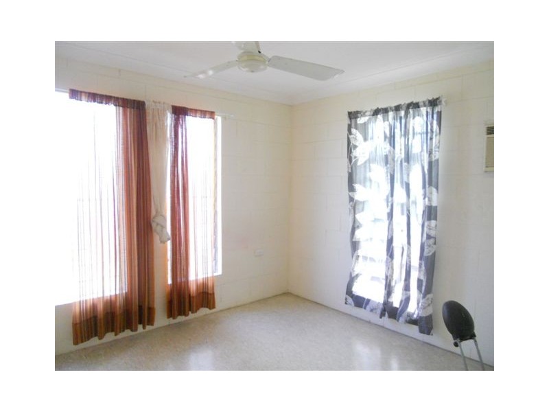 2/15 Trevally Street, Taylors Beach QLD 4850