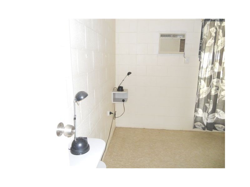 2/15 Trevally Street, Taylors Beach QLD 4850