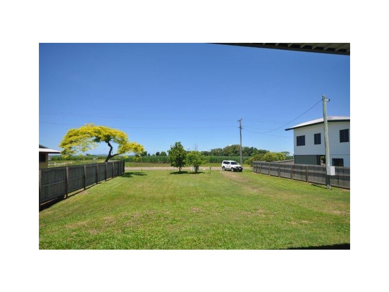 80 Musgrave Street, Halifax QLD 4850