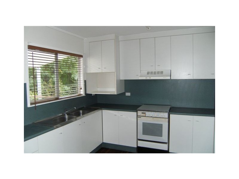 19 Yeldham, Ingham QLD 4850