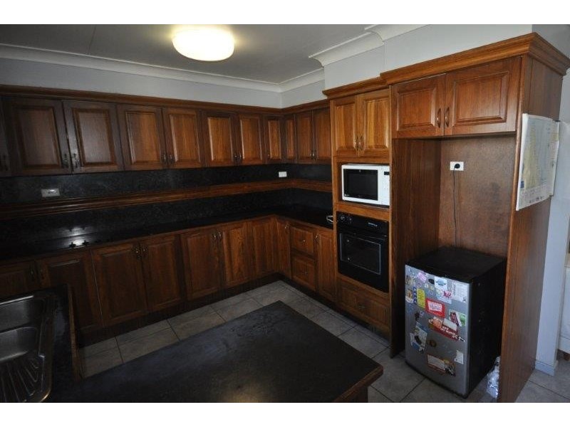28 Scott Street, Halifax QLD 4850