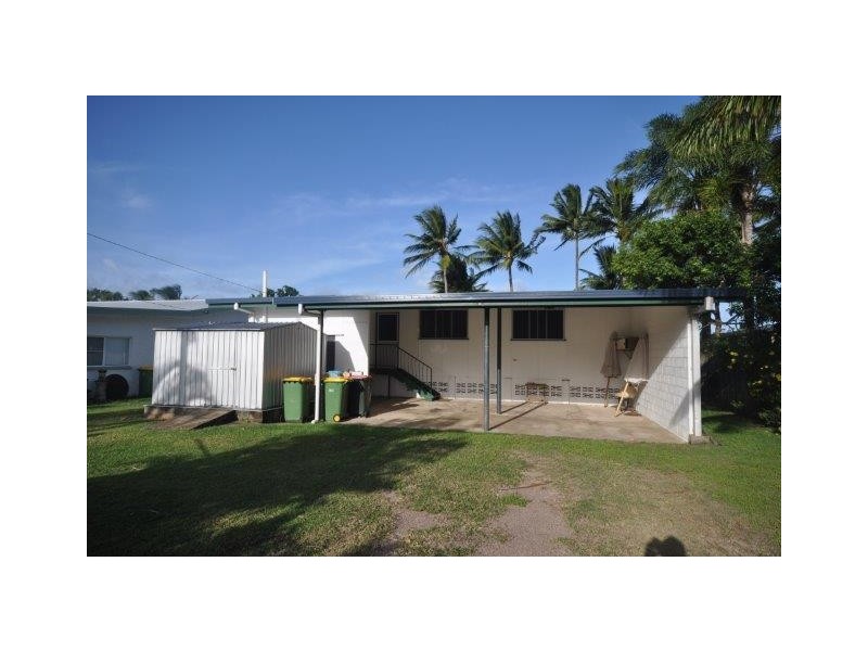 68 John Dory, Taylors Beach QLD 4850