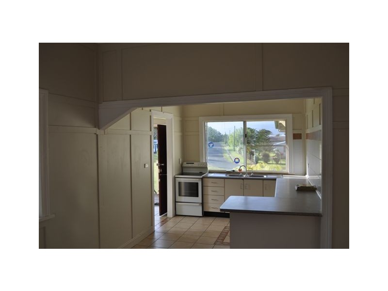 61 Macrossan St, Halifax QLD 4850