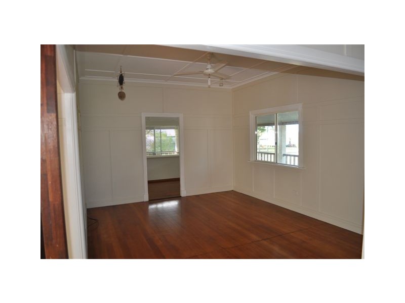 61 Macrossan St, Halifax QLD 4850