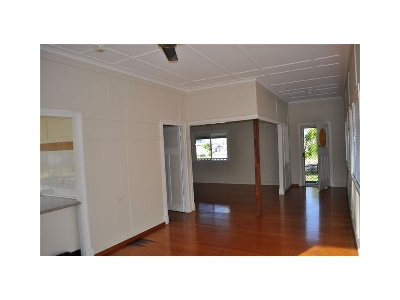 61 Macrossan St, Halifax QLD 4850