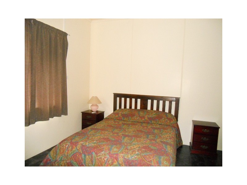 2/13 Palm Terrace, Ingham QLD 4850