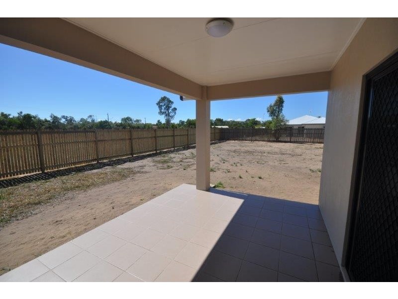 11 Magnolia Ct, Forrest Beach QLD 4850