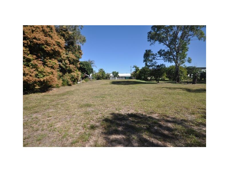 20 Trevally Street, Taylors Beach QLD 4850