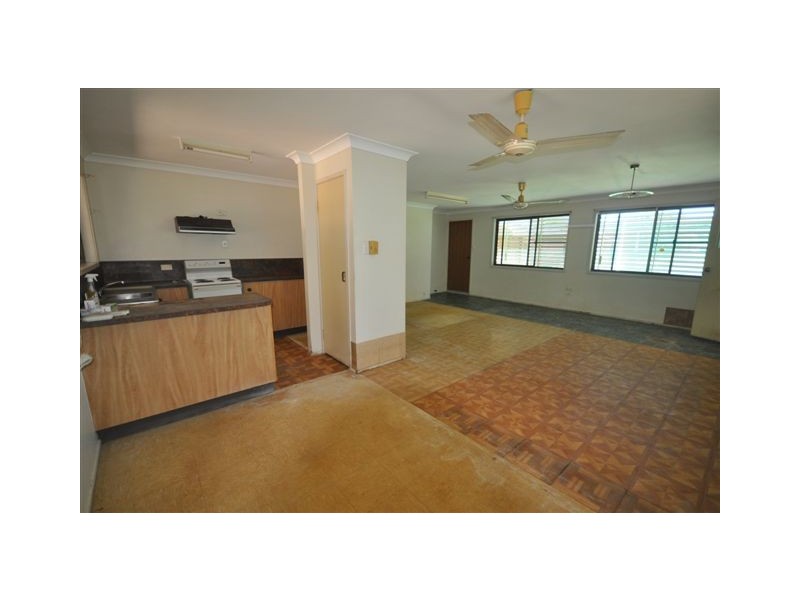 20 Trevally Street, Taylors Beach QLD 4850