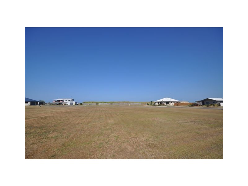 1 Hinchinbrook Court, Halifax QLD 4850