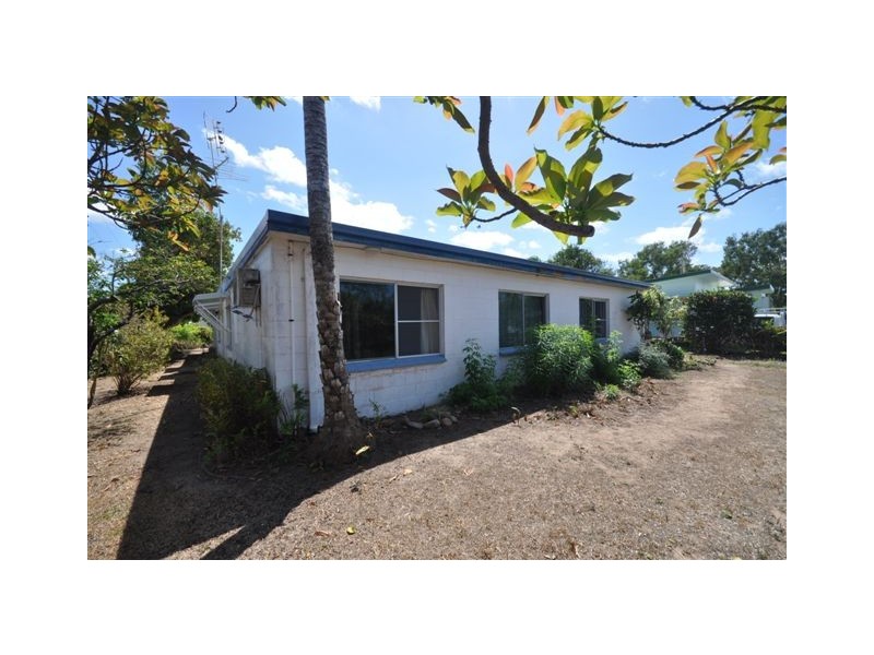 10 Pine Street, Forrest Beach QLD 4850