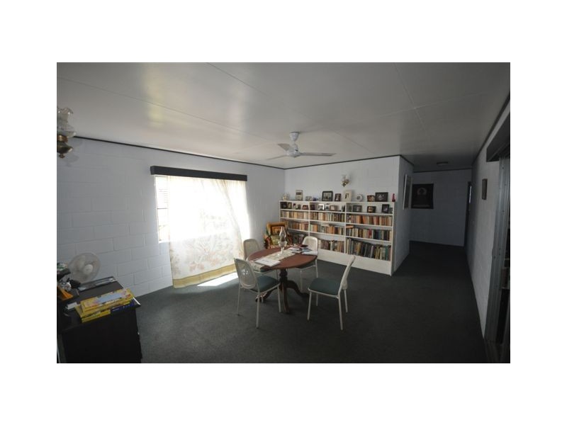 10 Pine Street, Forrest Beach QLD 4850
