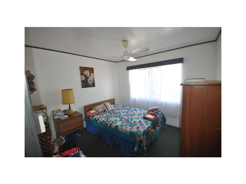 10 Pine Street, Forrest Beach QLD 4850