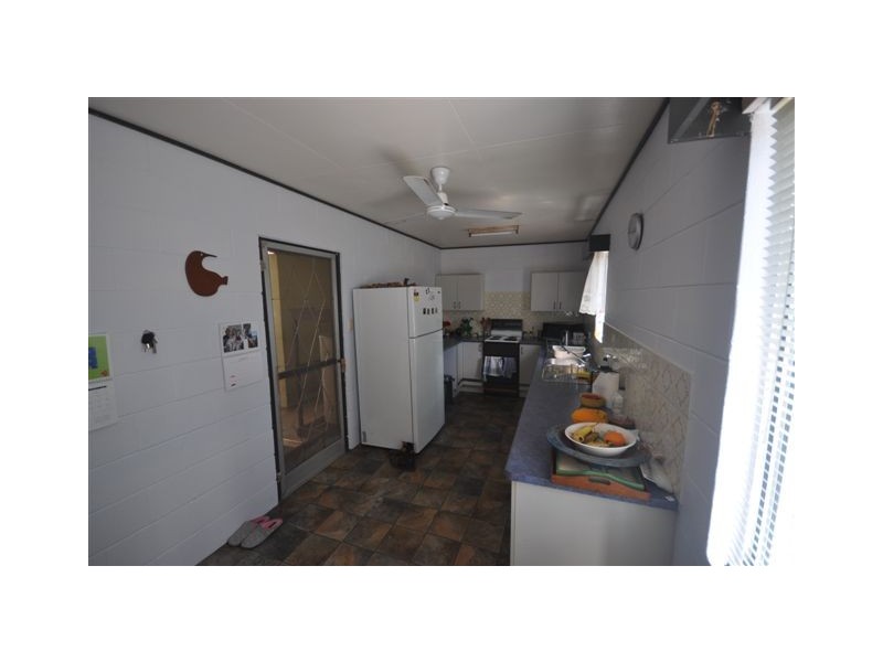 10 Pine Street, Forrest Beach QLD 4850