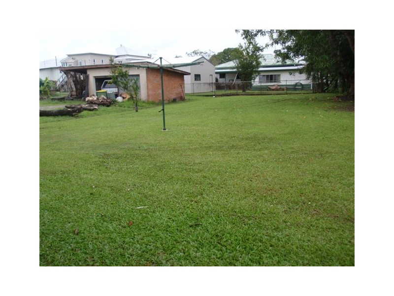 11 Fisher, Ingham QLD 4850