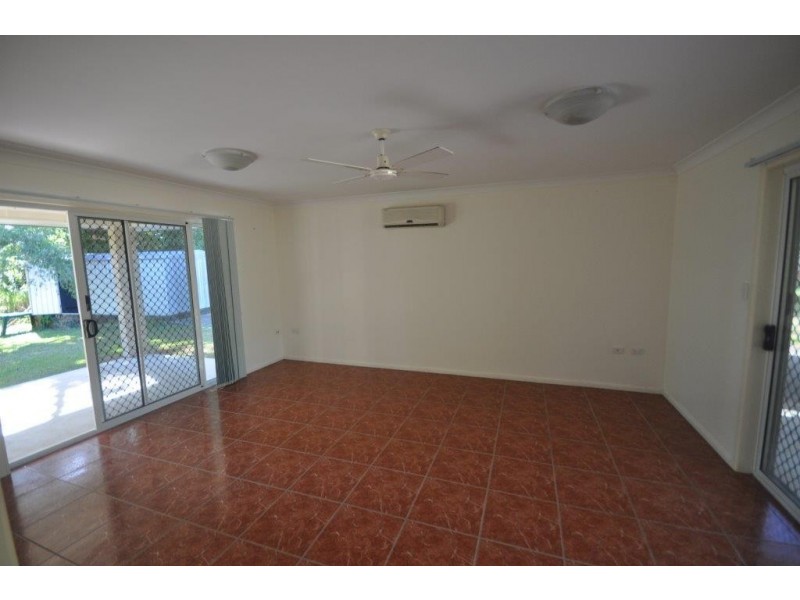 93 Jones Road, Bemerside QLD 4850