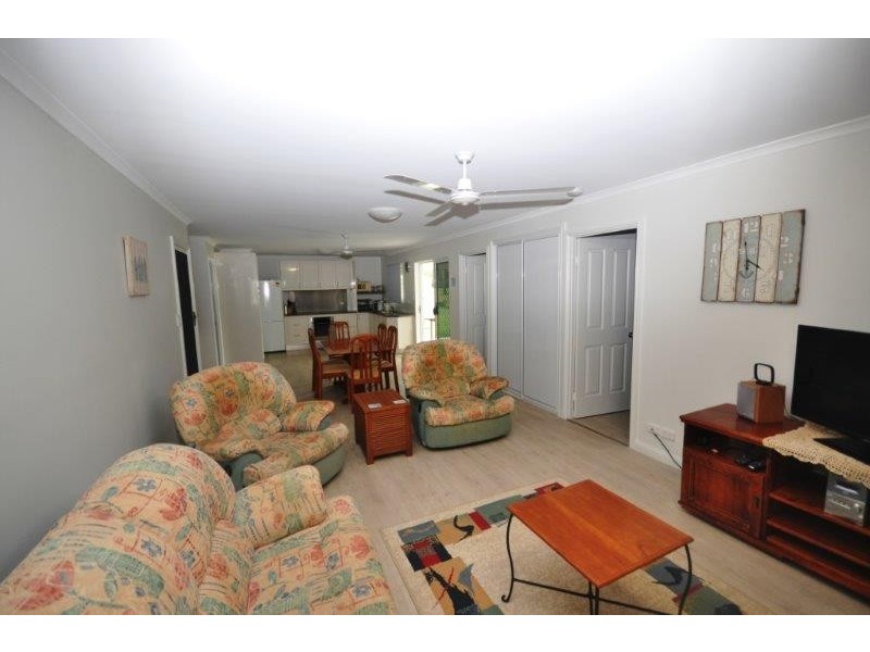 9-11 Mistletoe Street, Forrest Beach QLD 4850