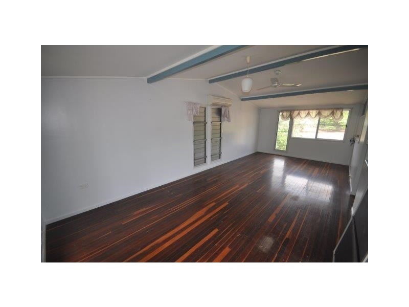 9 Ardrossan, Ingham QLD 4850