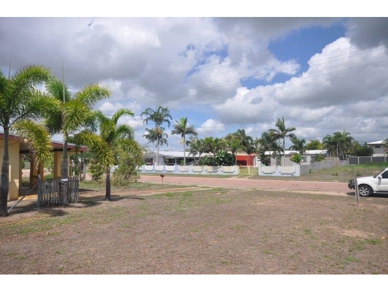 5 Bottlebrush Street, Forrest Beach QLD 4850