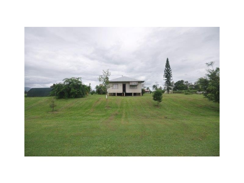 106 Cantamessas Road, Abergowrie QLD 4850