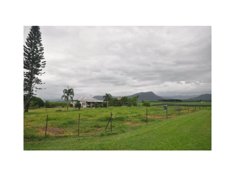 106 Cantamessas Road, Abergowrie QLD 4850