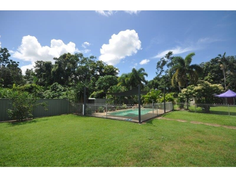 2 Hecht, Ingham QLD 4850