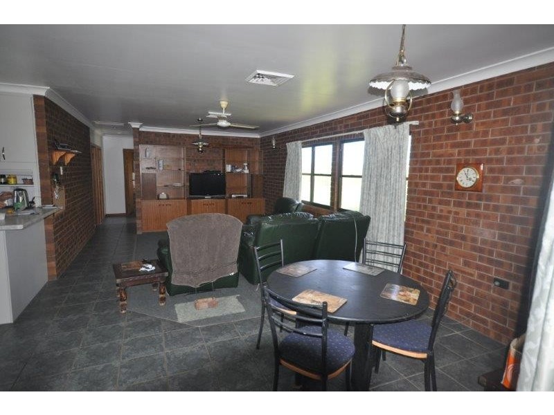 193 Halifax Rd, Ingham QLD 4850