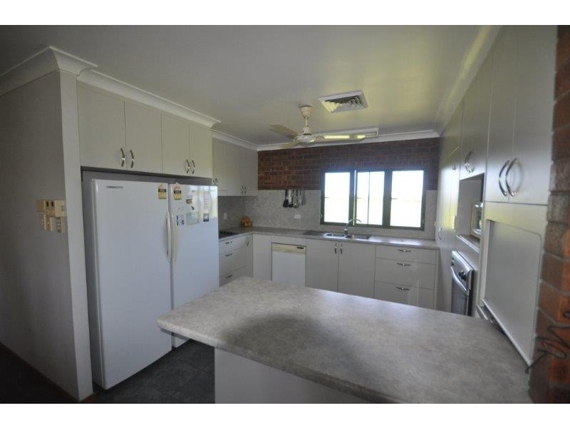 193 Halifax Rd, Ingham QLD 4850