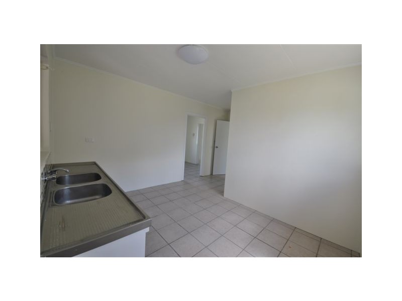 9 Meyer Street, Trebonne QLD 4850