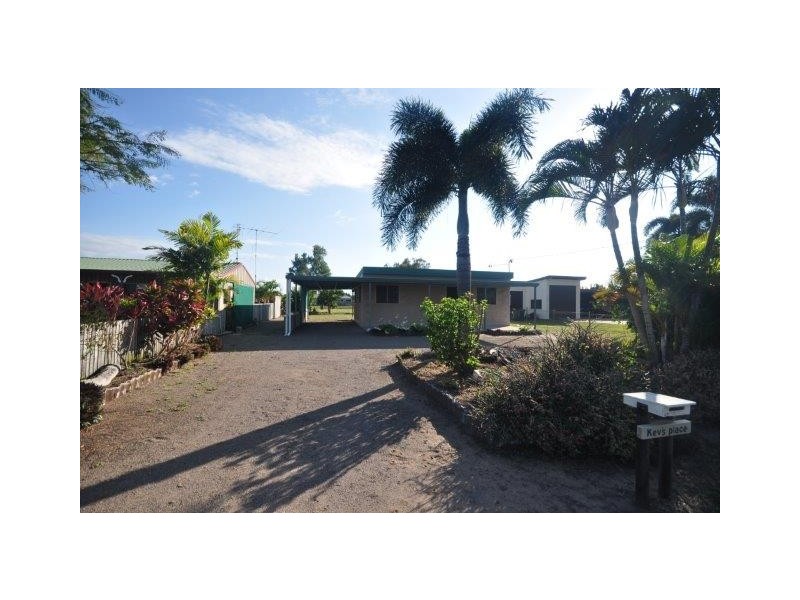 4 Banksia Street, Forrest Beach QLD 4850