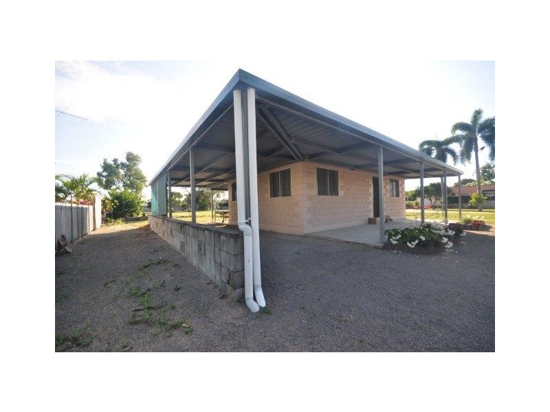 4 Banksia Street, Forrest Beach QLD 4850