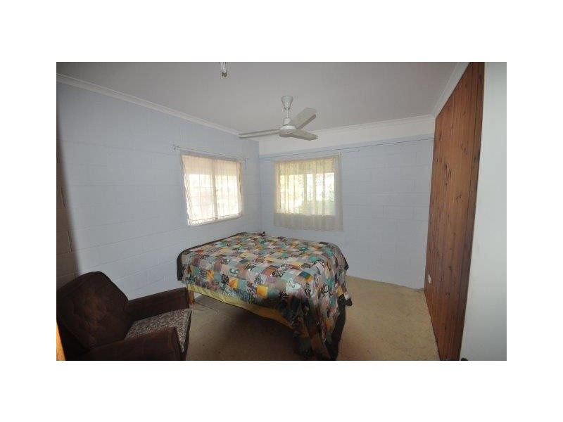 4 Banksia Street, Forrest Beach QLD 4850
