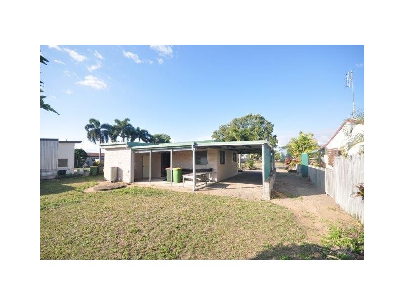 4 Banksia Street, Forrest Beach QLD 4850