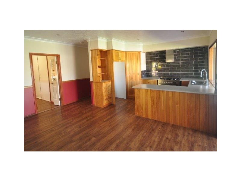 10 Three Mile Road, Ingham QLD 4850