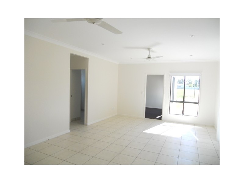 8 Rosella Street, Forrest Beach QLD 4850