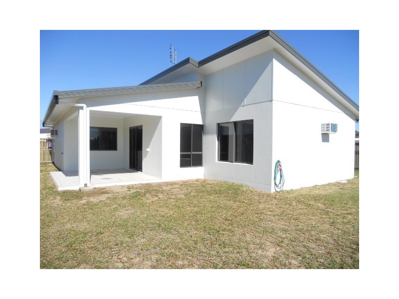 8 Rosella Street, Forrest Beach QLD 4850